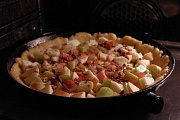 Приготовление блюда по рецепту - Пирог с рабарбаром и яблоками . Шаг 11