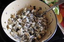 Рецепт - Салат из морской капусты, с кальмарами