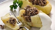 Рецепт - Картофель, фаршированный мясом и грибами