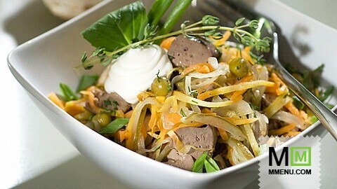 Салат с печенкой и овощами Салат с печенкой и овощами