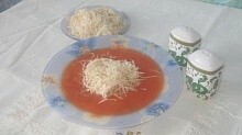 Рецепт - томатный суп с копченным сыром