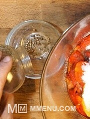 Приготовление блюда по рецепту - Болгарский перец с чесноком. Шаг 3