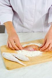 Приготовление блюда по рецепту - Рыба фри (3). Шаг 1