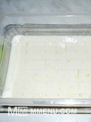 Приготовление блюда по рецепту - Йогуртовое желе в сиропе из матте. Шаг 3