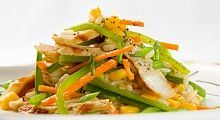 Рецепт - Ароматный салат из риса со свининой