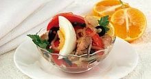 Рецепт - Салат из репчатого лука с сардинами