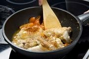 Приготовление блюда по рецепту - Курица с корицей. Шаг 9