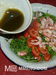 Приготовление блюда по рецепту - Салат с авокадо и креветками. Шаг 4