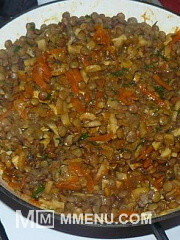 Приготовление блюда по рецепту - Чечевица с грибами и овощами. Шаг 14
