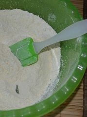 Приготовление блюда по рецепту - Медовая коврижка с имбирем. Шаг 1