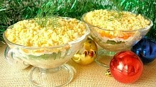 Рецепт - Новогодний салат-коктейль с печенью трески