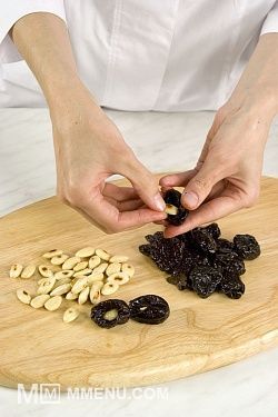 Фаршированный чернослив. Шаг 2 Фаршированный чернослив. Шаг 2