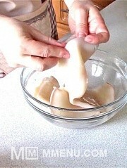 Приготовление блюда по рецепту - Кальмары с грибами. Шаг 1
