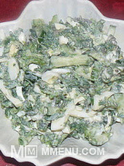 Приготовление блюда по рецепту - Салат из крапивы. Шаг 9
