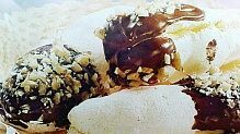 Рецепт - Песочное печенье с шоколадом и орехами
