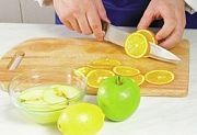 Приготовление блюда по рецепту - Маффины с яблоками и пряностями. Шаг 1