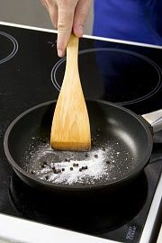 Приготовление блюда по рецепту - Креветки, жареные с солью и перцем. Шаг 1