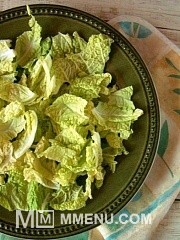 Приготовление блюда по рецепту - Салат из пекинской капусты с инжиром и беконом. Шаг 3