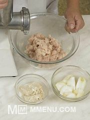 Приготовление блюда по рецепту - Куриные котлеты с соусом бешамель. Шаг 1