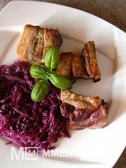 Приготовление блюда по рецепту - Красная капуста со свиными ребрышками. Шаг 7