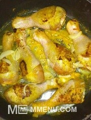 Приготовление блюда по рецепту - Курица тушеная с фасолью.. Шаг 2