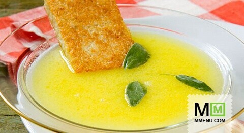 Чесночный суп с гренками Чесночный суп с гренками