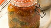 Рецепт - Кабачки в томатном соусе