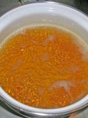Приготовление блюда по рецепту - Селёдка маринованная в белом вине с морковью. Шаг 3