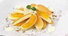 Рецепт - Салат из айвы с яблоками