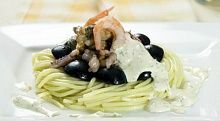 Рецепт - Салат с морепродуктами и виноградом