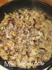 Приготовление блюда по рецепту - Жареная картошечка со сливочно-грибным соусом.. Шаг 1