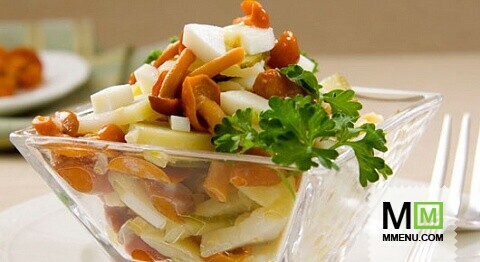 Салат картофельный с опятами