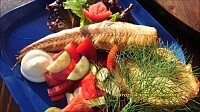 Минтай горячего копчения.