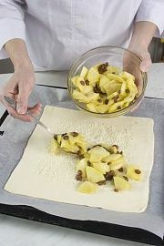 Приготовление блюда по рецепту - Пирог "Яблочные фантазии". Шаг 3