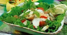 Рецепт - Рыбный салат с зеленым горошком