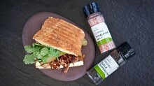 Рецепт - Сэндвич со свининой барбекю