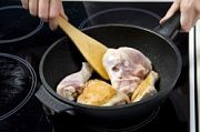Приготовление блюда по рецепту - Курица «под снегом». Шаг 2