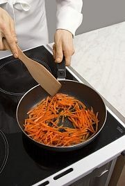Приготовление блюда по рецепту - Биточки рисовые с морковью. Шаг 1