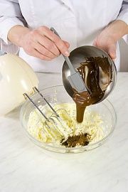 Приготовление блюда по рецепту - Профитроли с шоколадным кремом. Шаг 3