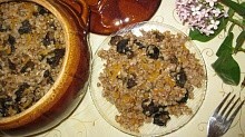 Рецепт - Гречневая каша с грибами в горшочке