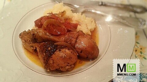 Курица с бальзамическим уксусом, помидорами и луком