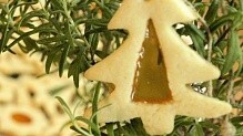 Рецепт - Новогоднее печенье с карамелью - видео рецепт 