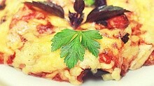 Рецепт - Запеканка из баклажанов с курицей, помидорами и сыром