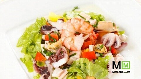 Овощной салат с морепродуктами Овощной салат с морепродуктами