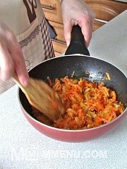 Приготовление блюда по рецепту - Сочная горбуша под соусом в духовке. Шаг 2