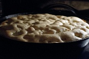 Приготовление блюда по рецепту - Пирог с рабарбаром и яблоками . Шаг 18