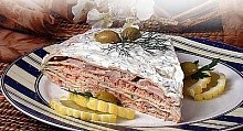 Рецепт - Блинчатый пирог с лососем