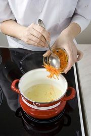 Приготовление блюда по рецепту - Рыбный суп (3). Шаг 4