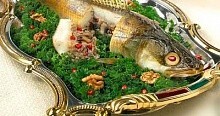 Рецепт - Судак, фаршированный грибами и гранатом