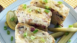 Рецепт - Картофель с грудинкой и грибами